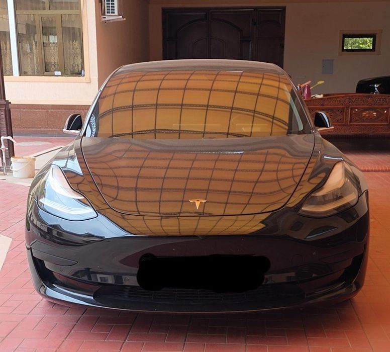 Tesla model 3 Fargona