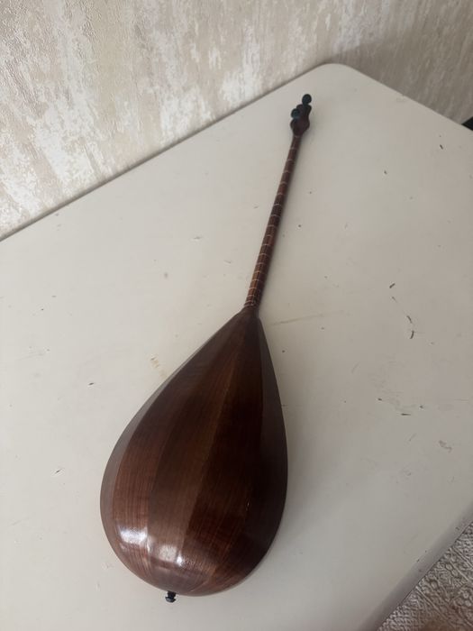 Домбыра профессиональная