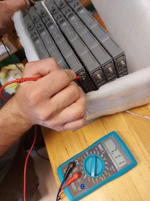 Клетки за Toyota Prius