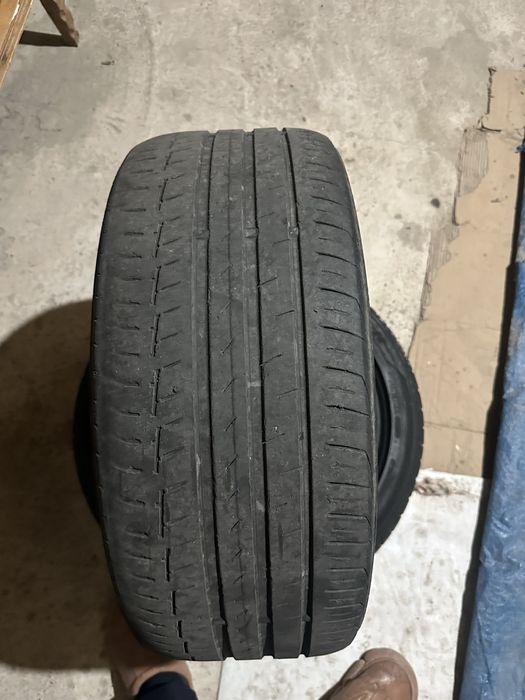 Продам летние шины 235/45/18