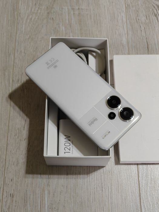 Redmi Note 13 Pro Plus 256 gb Ram 8 5G