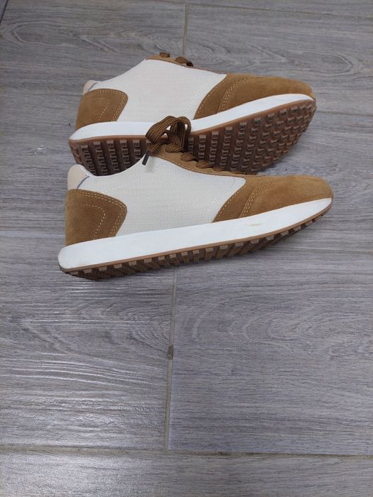 Маратонки 36номер