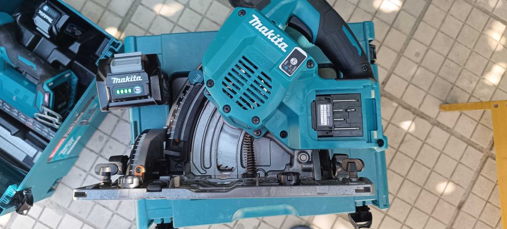 Комплект Makita XGT 40V
