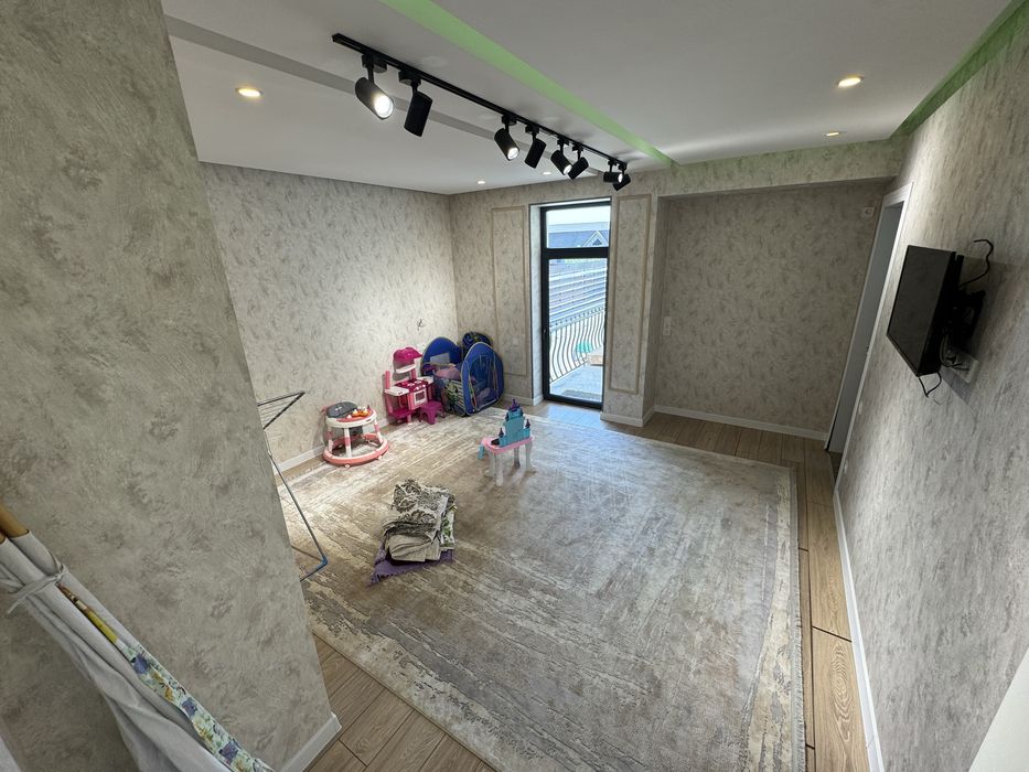 Сдаю собственную квартиру 115 кв.м.