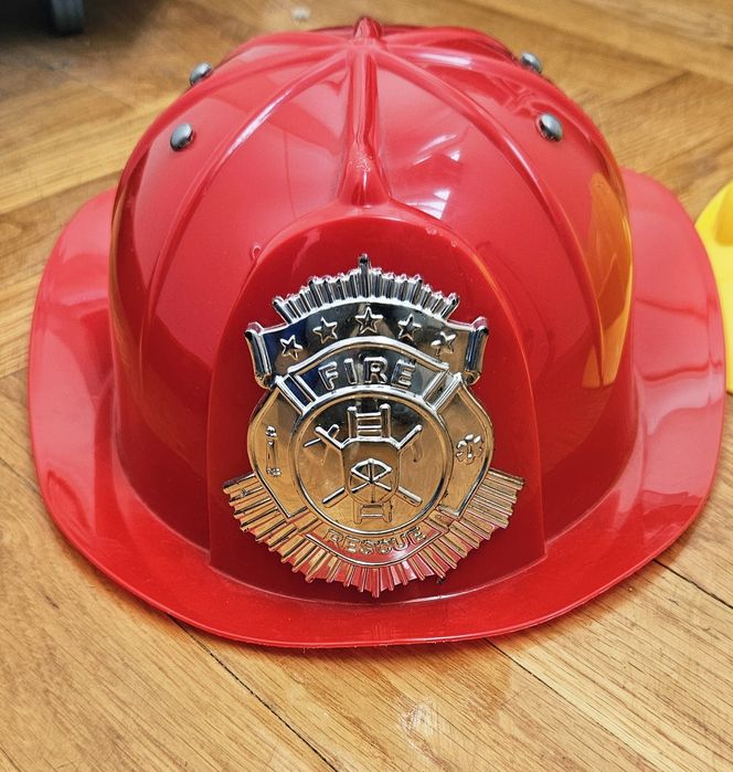 Casca de pompieri si casca de constructor reglabile