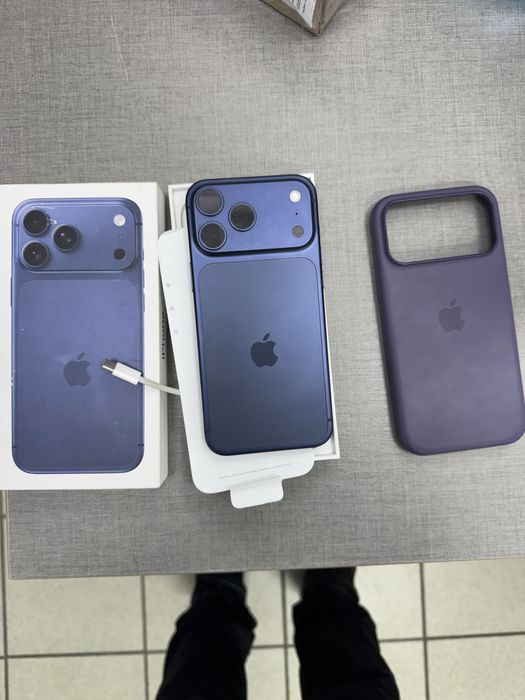 iPhone 17 Pro Max Blue FullBox