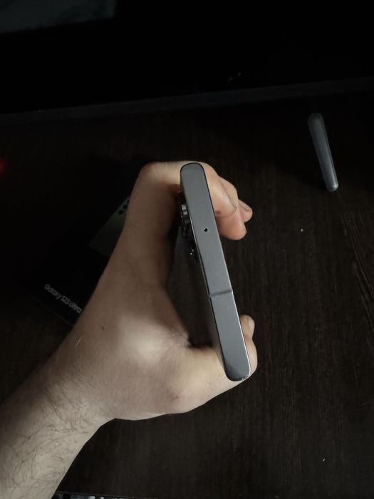 Продам Samsung Galaxy ultra s23