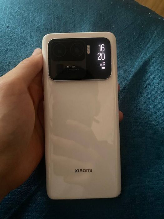 Xiaomi 11 ultra.