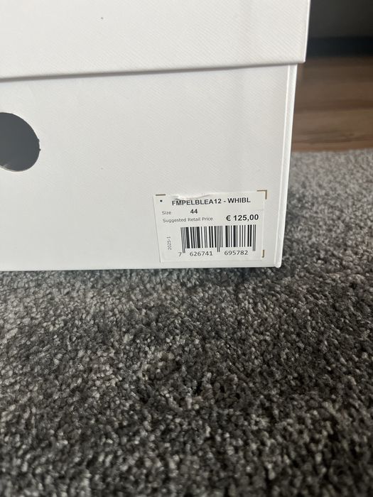 Мъжки маратонки Guess