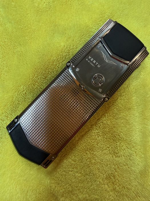 Vertu Signature S