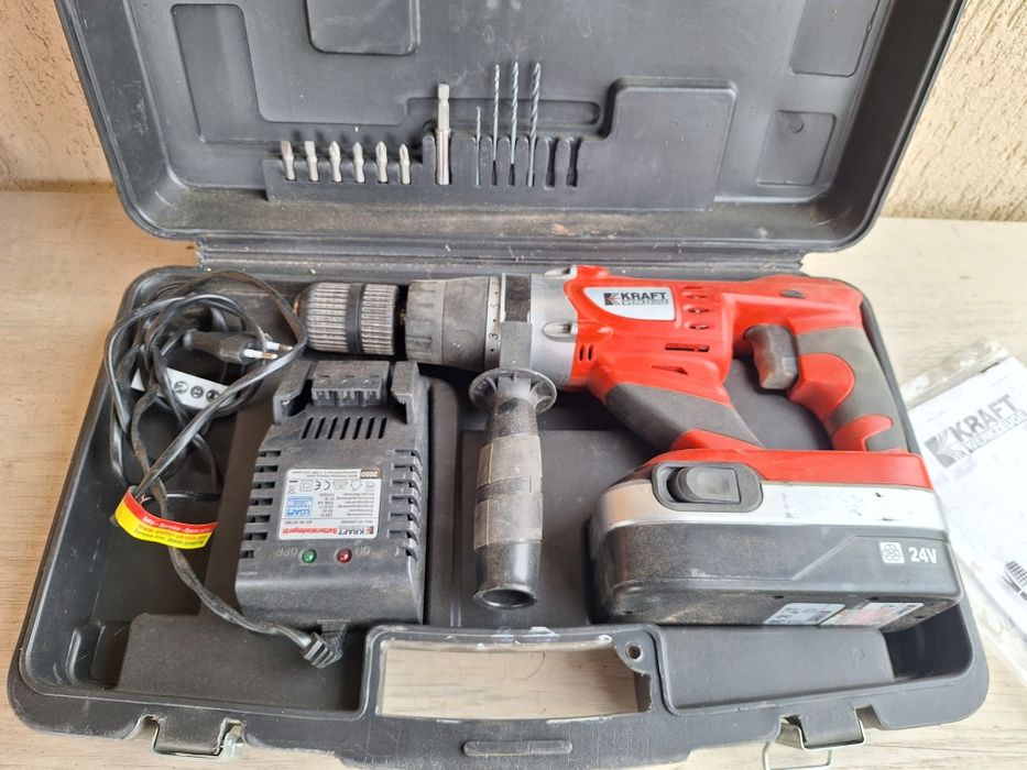 Masina de gaurit cu acumulator