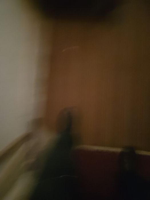 Vând apartament 3 camere Giulesti, parter ,bun si pentru locuit si cabinet avocat,medical .sector 6