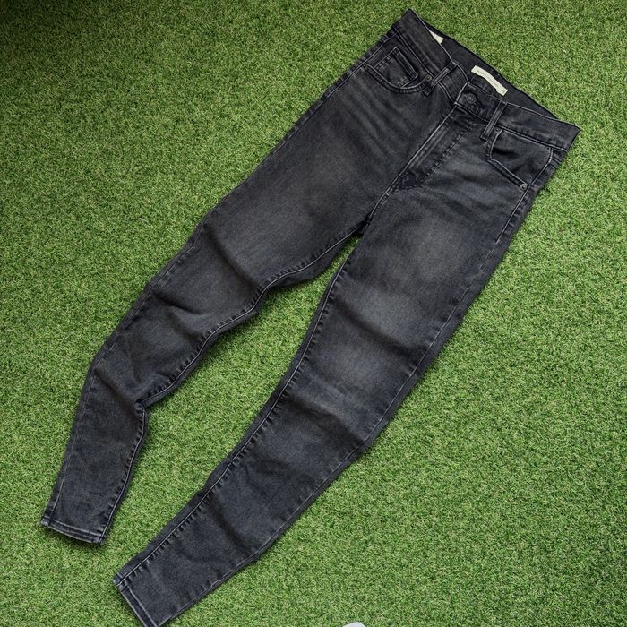 Дамски дънки MISS SIXTY, WRANGLER, NAPAPIRJI и други