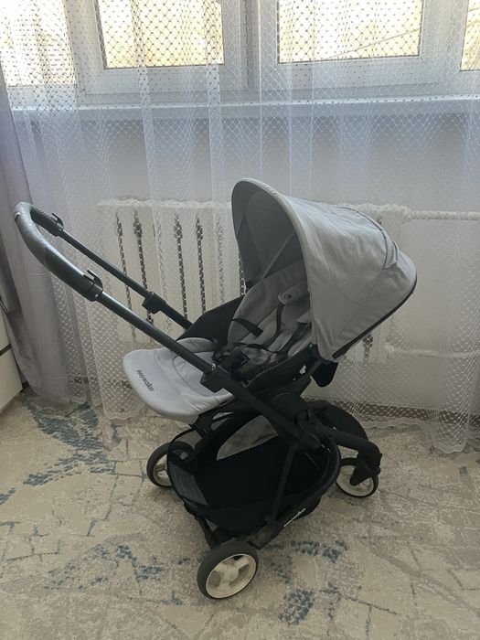Продам коляску Easywalker Charley