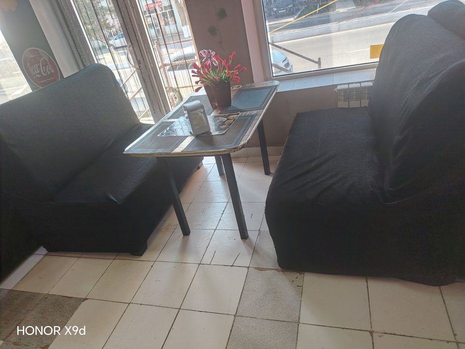 Kafe Uchun 6 kamplekt divanlar Sotiladi