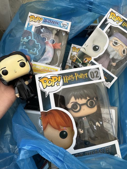 Распродаем игрушки! FunkoPop / Briks