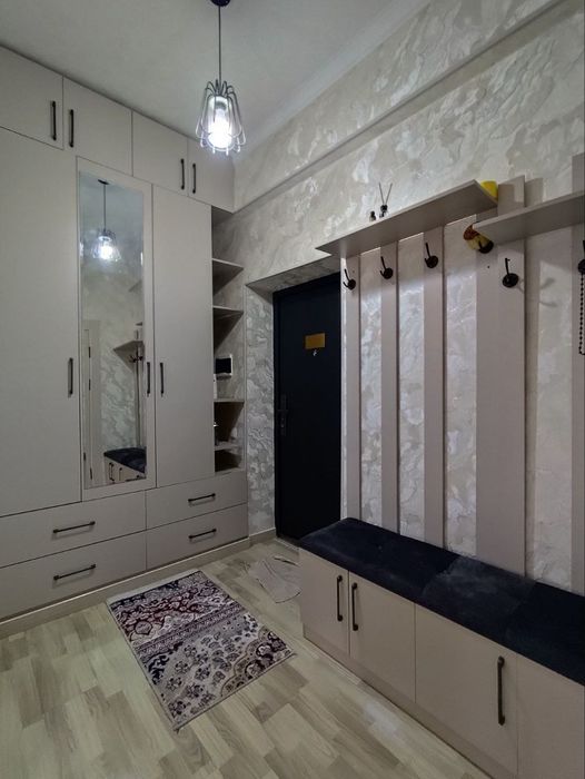 Сдаётся 2 комнатная квартира,район  5/1