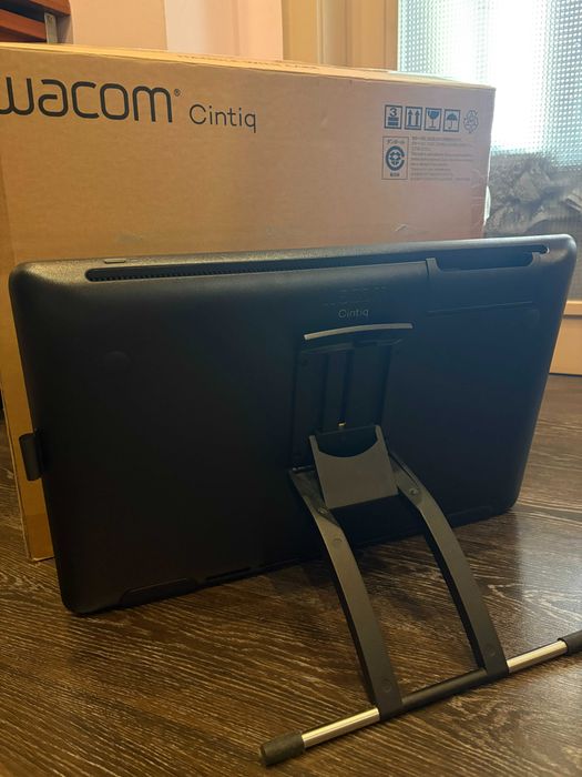 Графичен таблет Wacom Cintiq 22 – нов, в гаранция