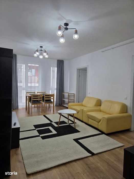 Apartament cu 3 camere, decomandat, loc de parcare, zona Poligonului