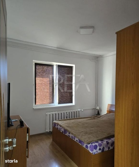 3 camere, decomandat, bloc 1981, anvelopat-Gorjului — fotografia 3