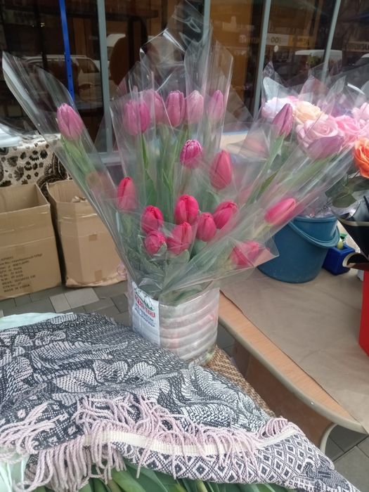 Тюльпаны на 8 марта доставка