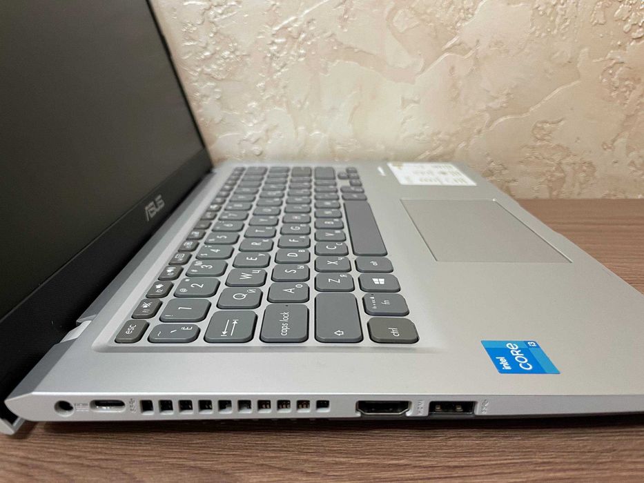 Asus X415 /Core i3-1115/8Gb Ram/256Gb ssd/intel uhd graphics/
