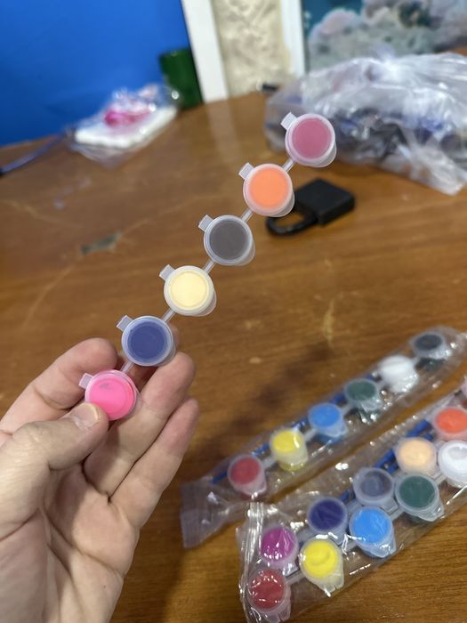 Краски акварельные