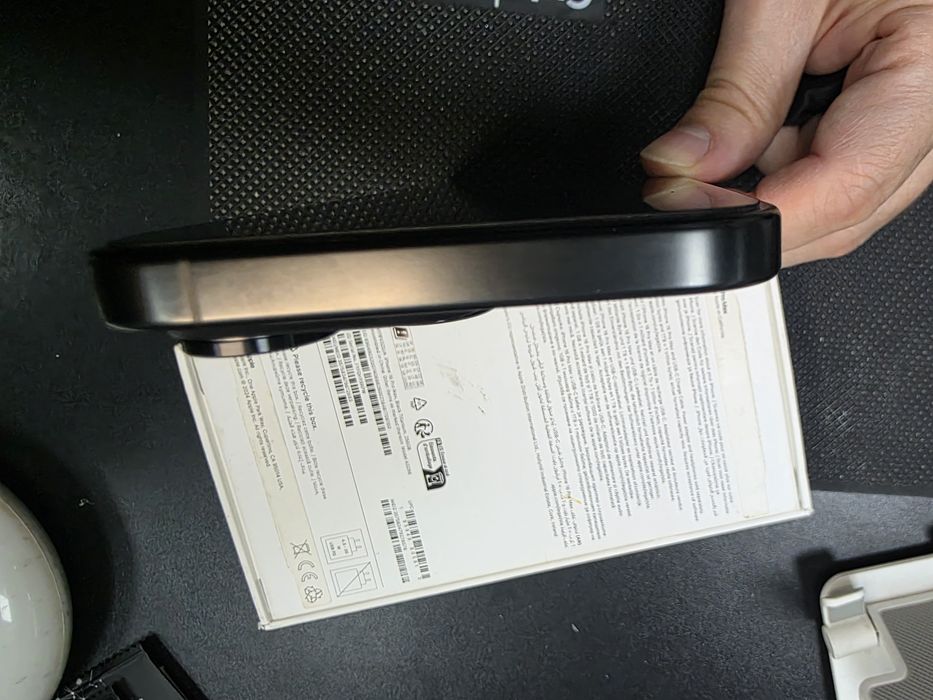 Iphone 16 pro max Black Titanium 256 gb като нов Гаранция