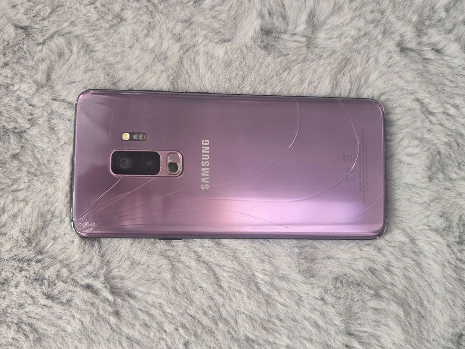 Vand Samsung Galaxy S9+ edge plus, fulbox, husa cu baterie, accesorii