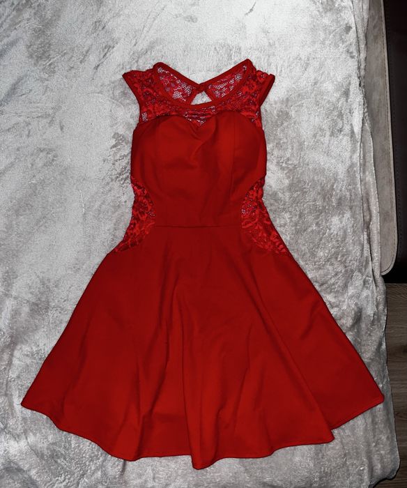 Дамски рокли и потници