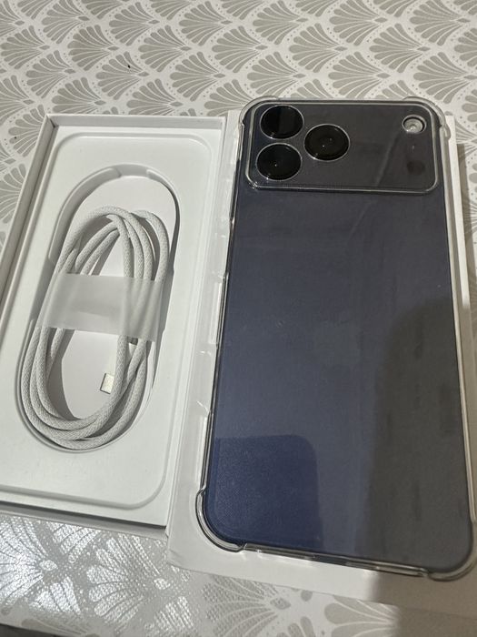 Айфон 17 про Макс