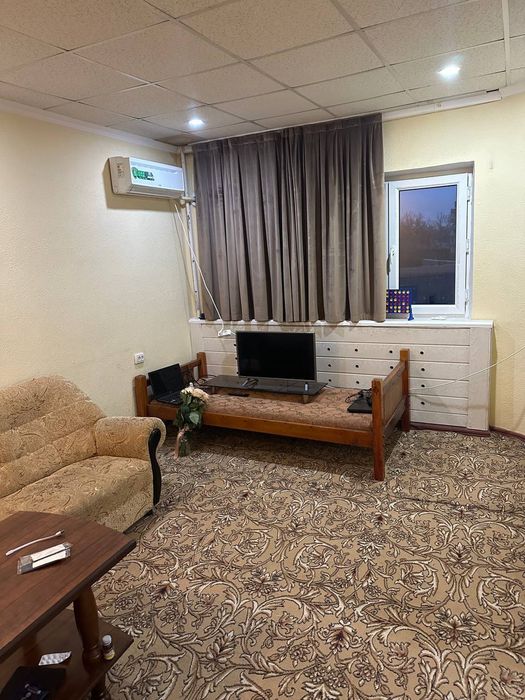 Мирабадский район ор: МВД корзинка метро космонавт. Сентр города.