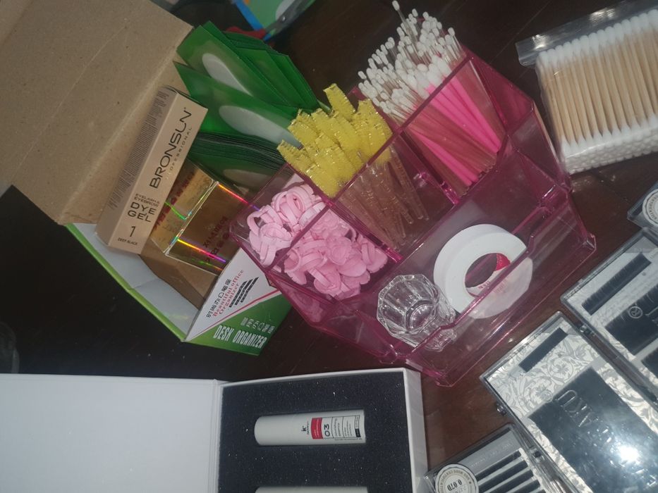 Продам всё для наращивания и ламинирования бровей и ресниц