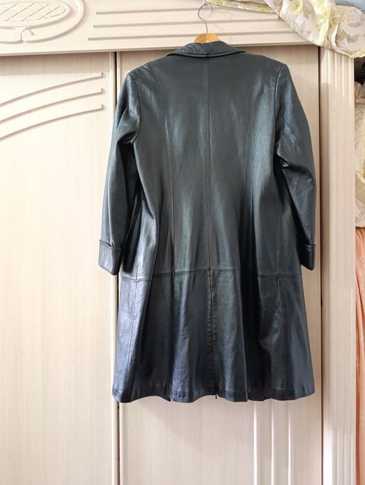 Натуральный кожаный суртюк как плащ демисезонный