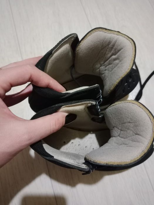 Продам коньки фигурные