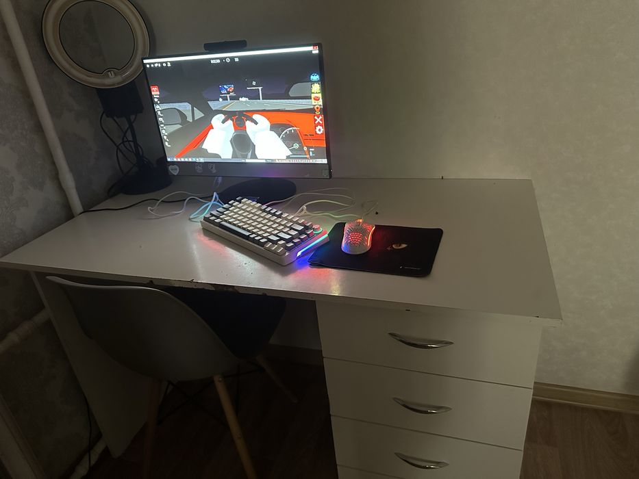 Стол учебный, игровой