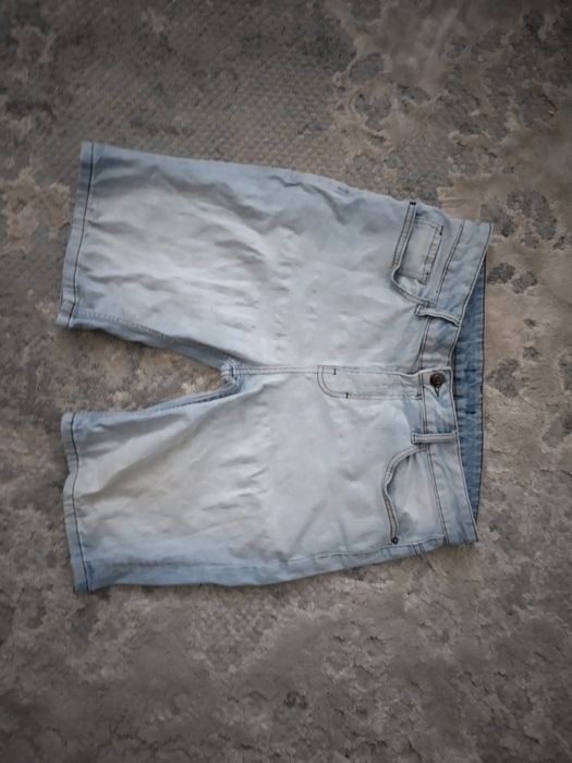 Къси мъжки дънки