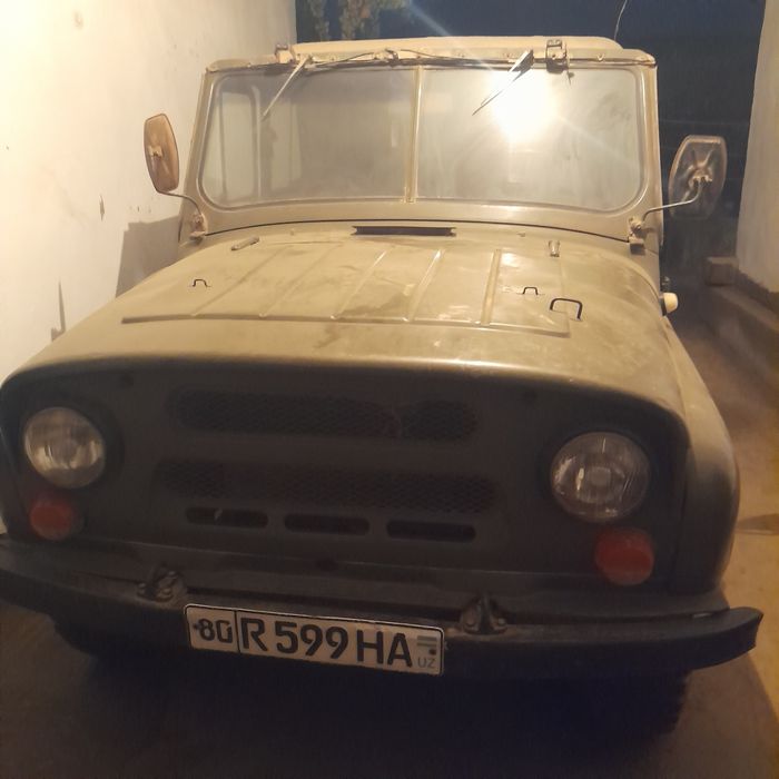 УАЗ газ 69 сотилади