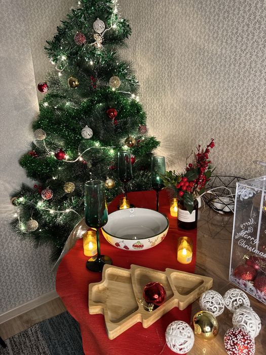 Продам елку 180 см