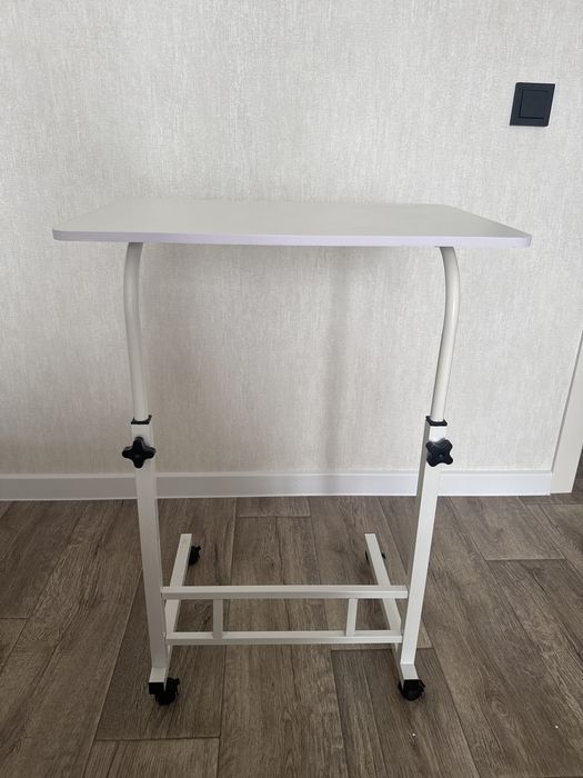 Стол  для компьютера