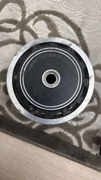 Продам пкорпус мотора