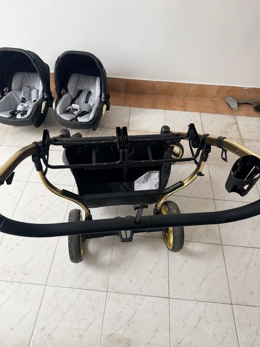 Количка за близнаци Junama Compact Duo Black Eco Pram