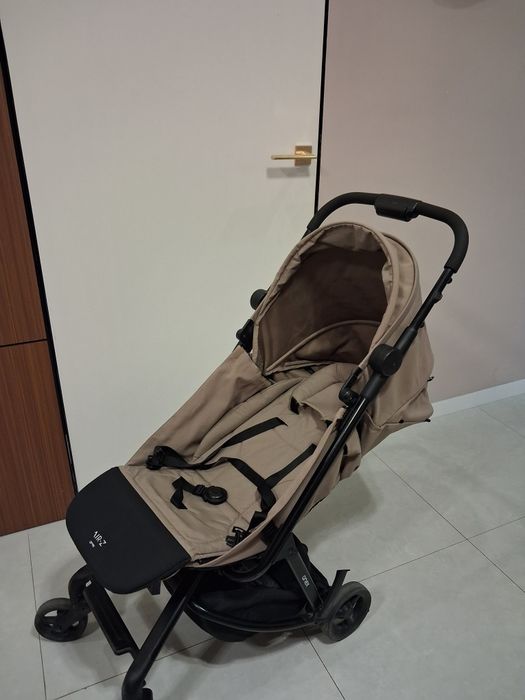 Продам коляску фирменная