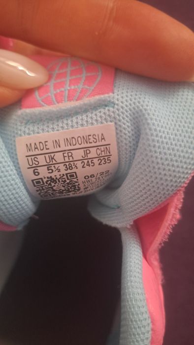 Маратонки Adidas