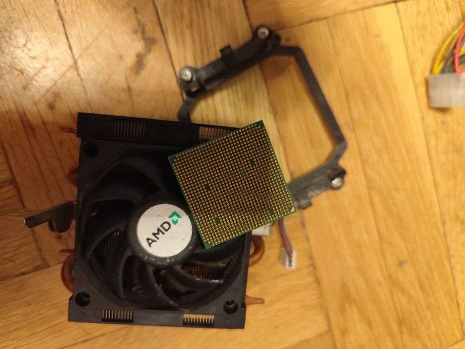 Подарявам електроника