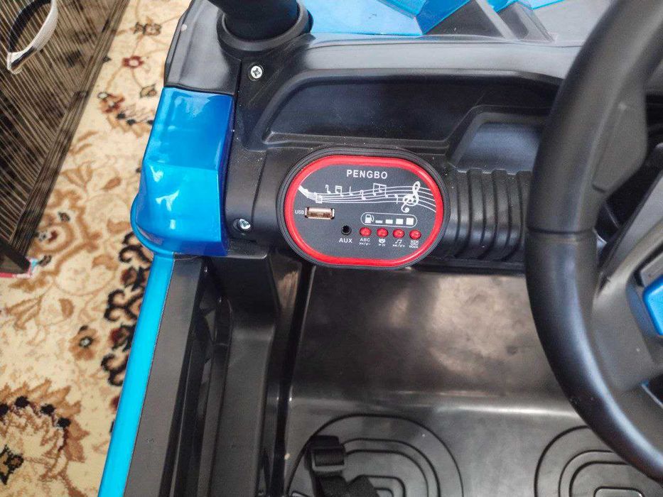 Bolalar moshinasi (elektromobil)