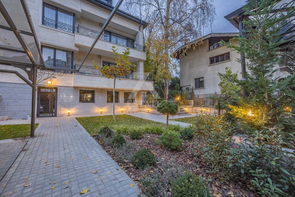 Дава под наем самостоятелна сграда в ж. кв. Лозенец