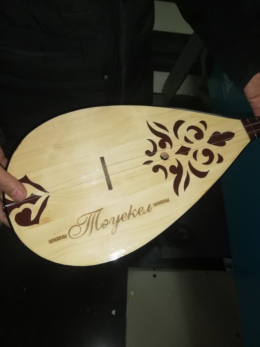 Домбыра 38, 44, 46, 48 доставка тегін