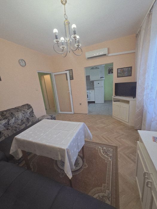 Под наем 2-стаен апартамент