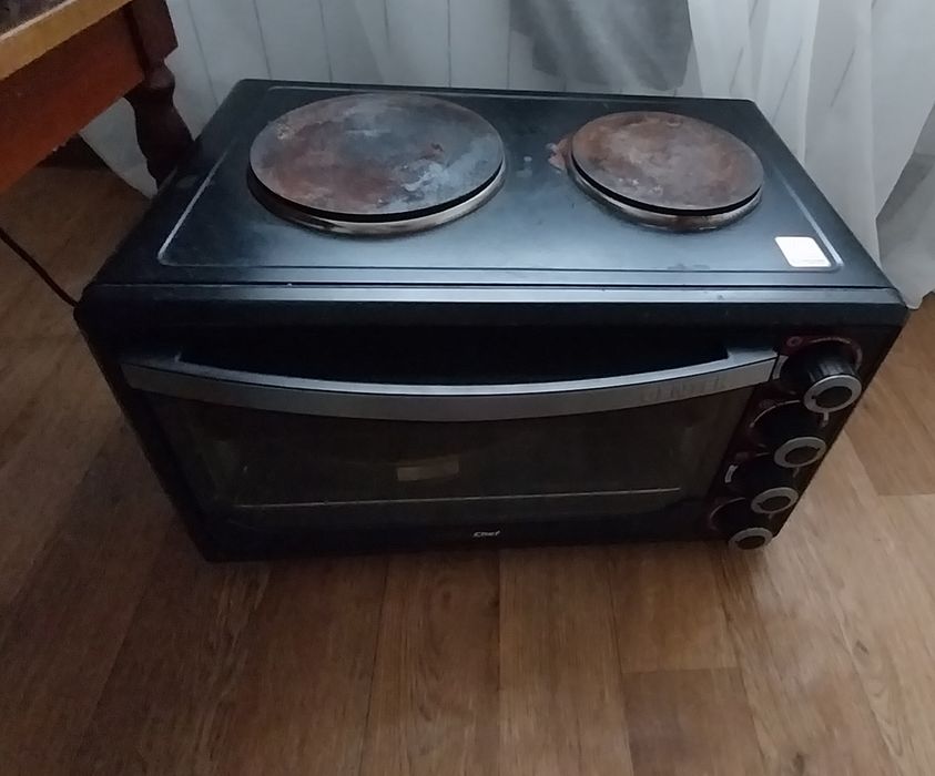 Продам духовку с 2мя конфорками